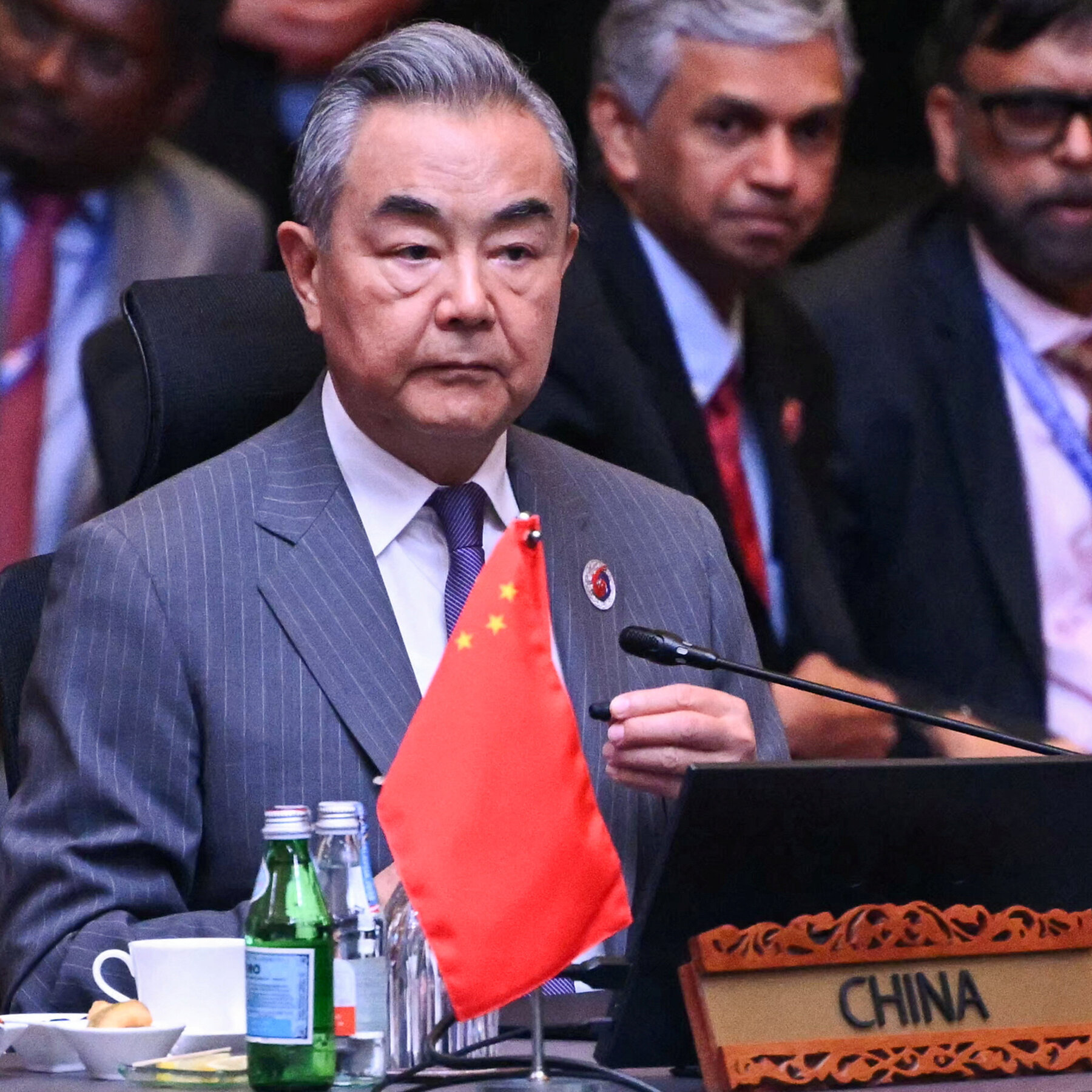 Rubio and China’s Top Envoy Vie for Influence in Asia Over Trump’s Tariffs