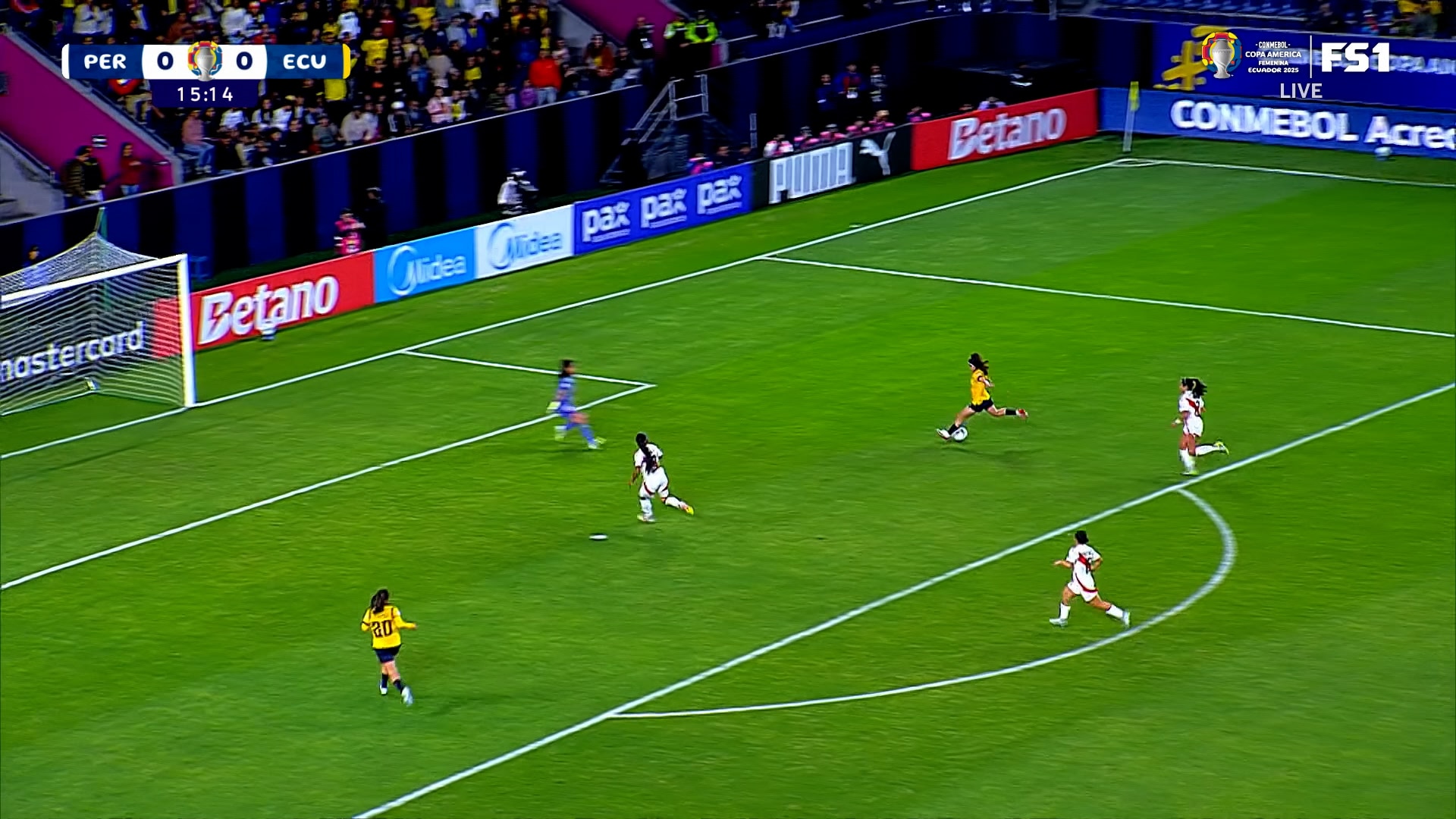 Emily Arias finds the back of the net, giving Ecuador an early lead over Peru
