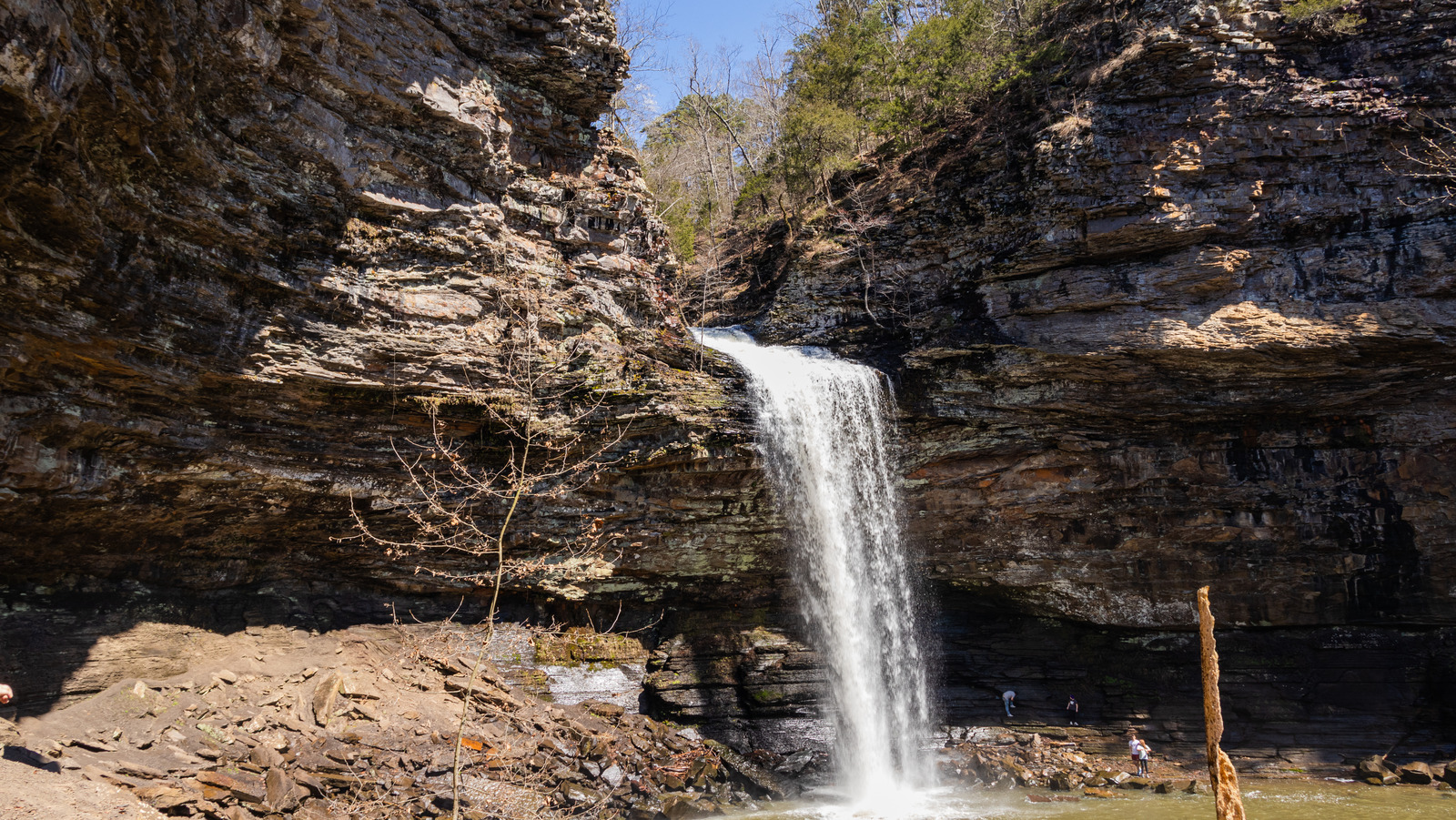 Arkansas' First State Park Has Crashing Waterfalls, Stunning Hiking Trails, And Epic Summer Swimming Spots