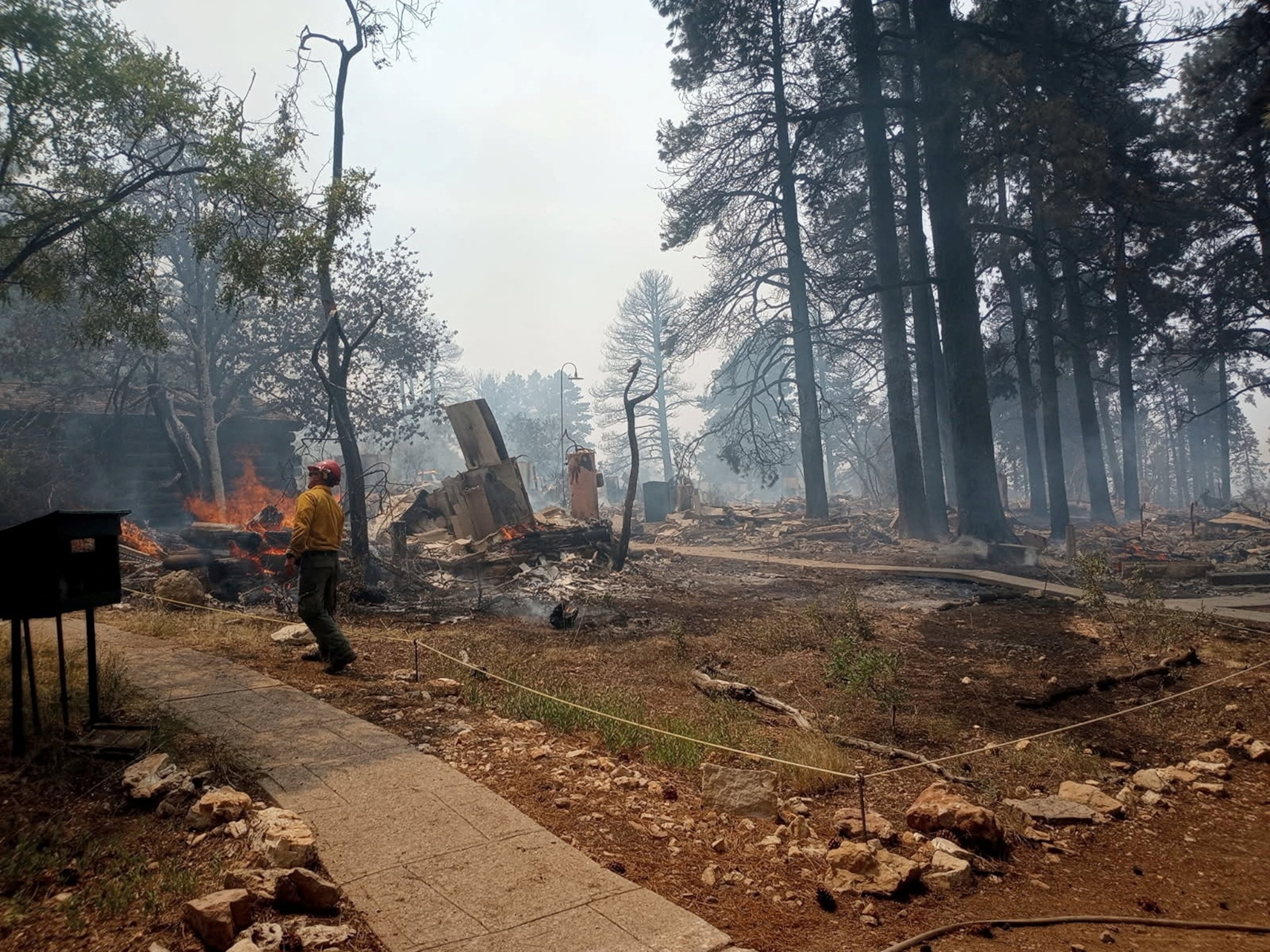 Wildfire destroys historic Grand Canyon Lodge, North Rim closes for the season
