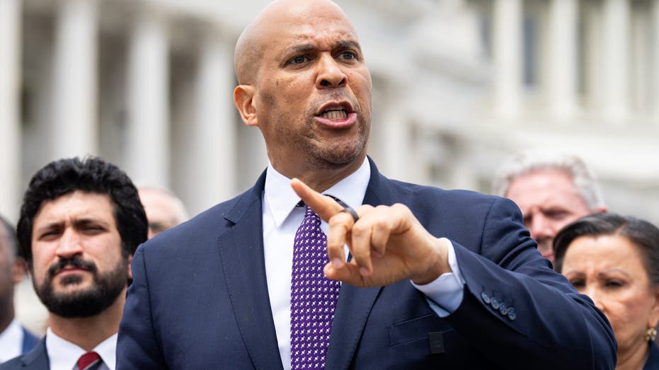 ‘Profound cowardice’: Booker slams Waltz for 'failure of leadership,' Signalgate accountability
