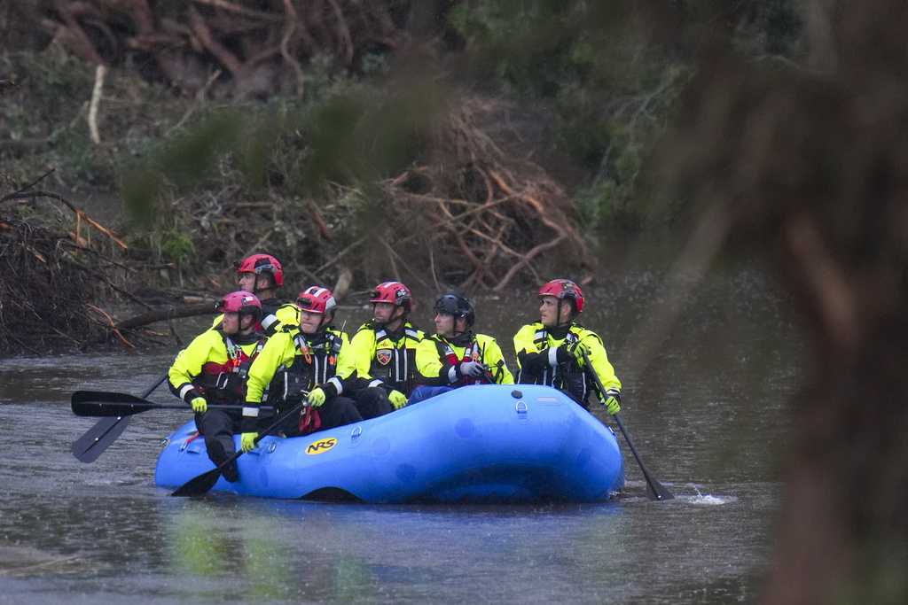 Girls camp grieves loss of 27 campers and counselors in Texas floods that killed nearly 90 people