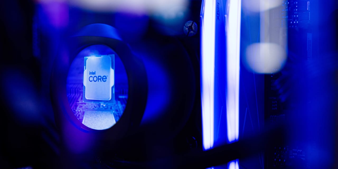 Intel’s Fall Was Two Decades In the Making. Can It Turn Things Around?