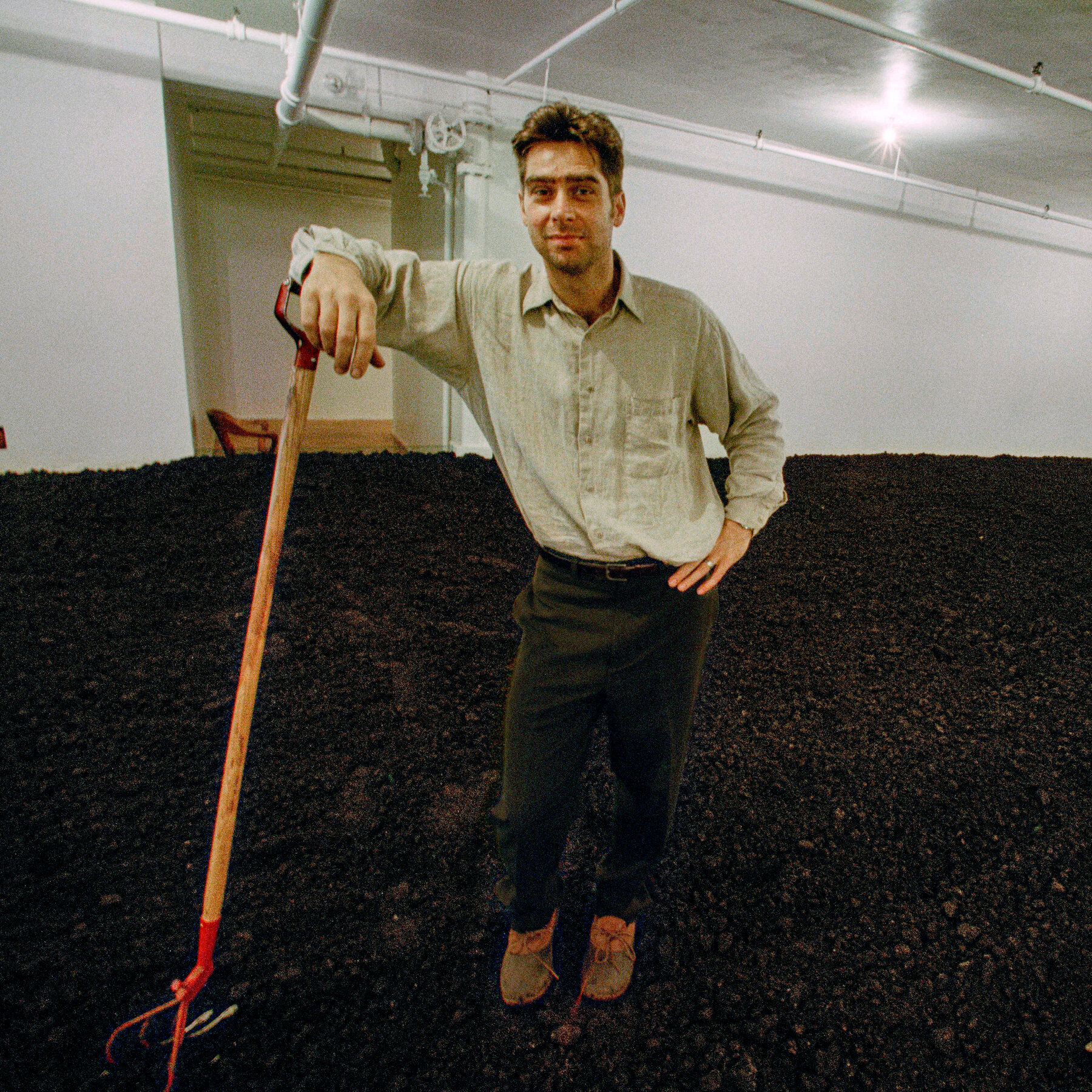 Bill Dilworth, Caretaker of ‘The New York Earth Room,’ Is Dead at 70